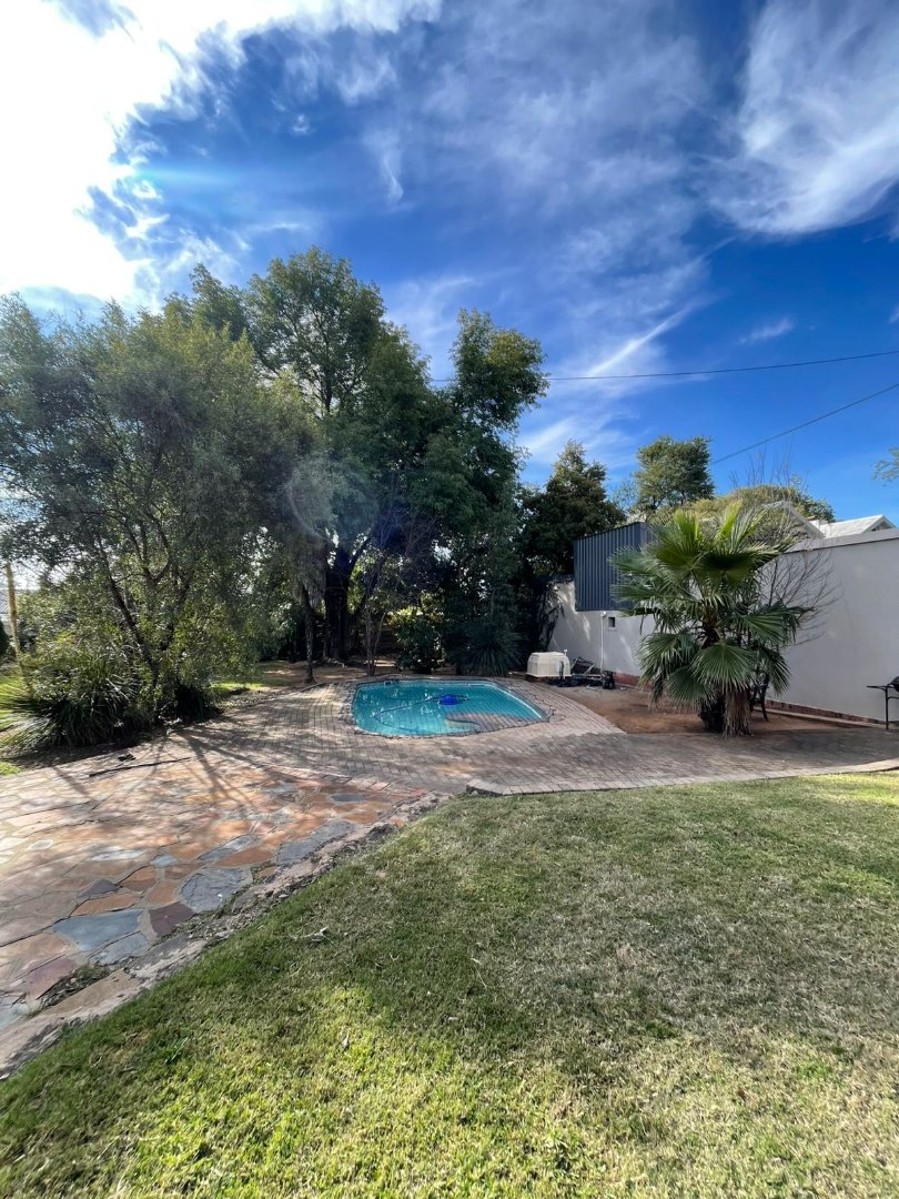 4 Bedroom Property for Sale in Waverley Free State